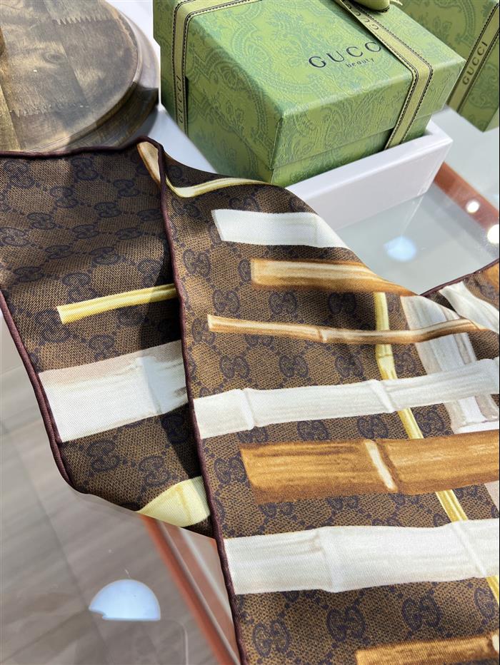 2026116111642185 100